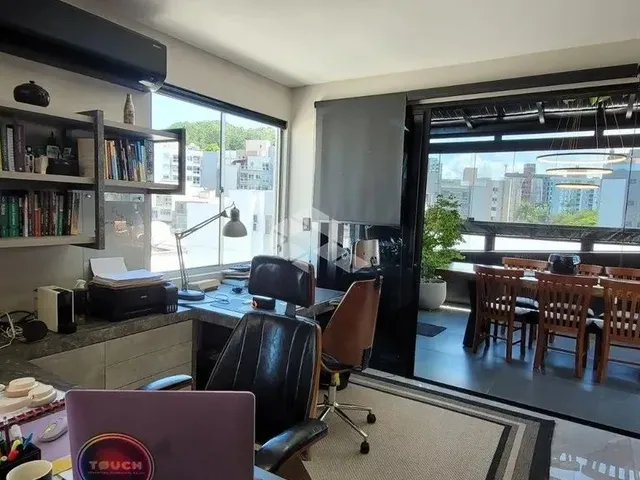 Imagem 10: Cobertura com 3 Dormitórios Reformada e Mobiliada na Carvoeira - Florianópolis/Sc