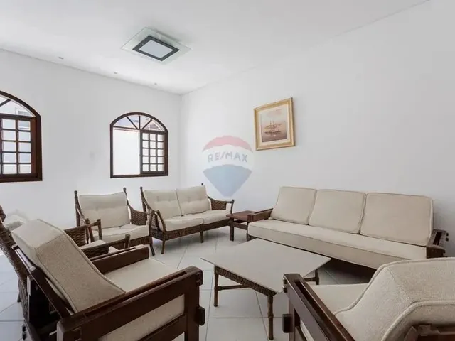 Imagem 11: Casa À Venda com 4 Dormitórios no Bairro Carvoeira - Florianópolis