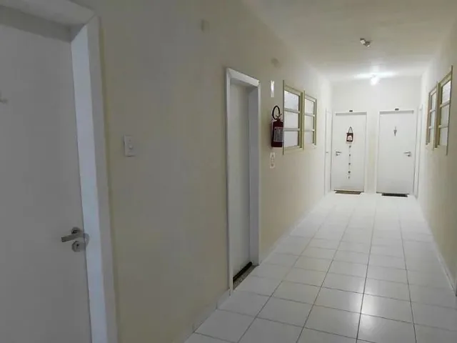 Imagem 13: Apartamento de 2 Quartos À Venda no Centro de Florianópolis