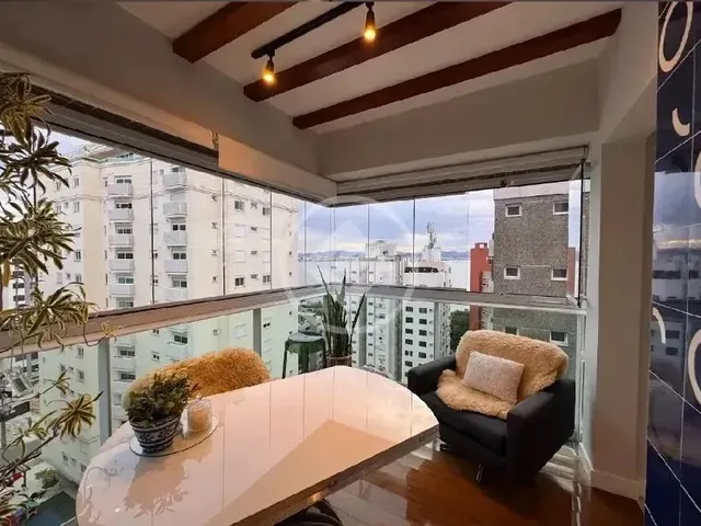 Imagem 2: Imóvel para Venda Possui 130 Metros Quadrados com 3 Quartos em Agronômica