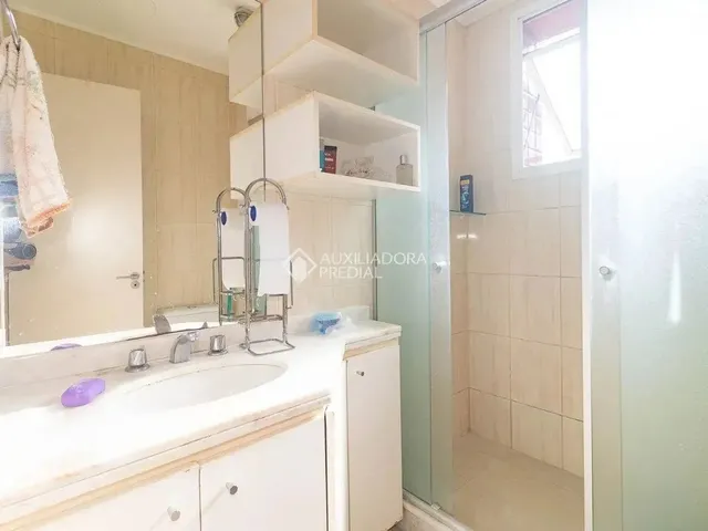 Imagem 4: Imóvel para Aluguel com 68 Metros Quadrados com 2 Quartos em Floresta - Porto Alegre - Rs
