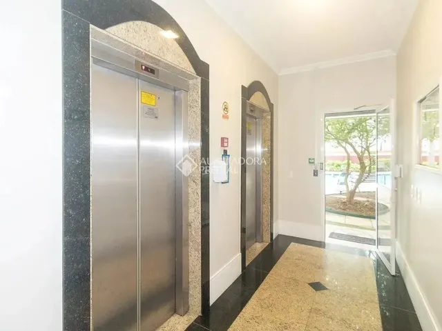 Imagem 12: Imóvel para Aluguel com 68 Metros Quadrados com 2 Quartos em Floresta - Porto Alegre - Rs
