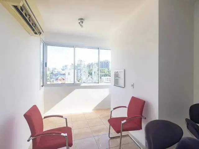 Imagem 2: Imóvel para Aluguel com 68 Metros Quadrados com 2 Quartos em Floresta - Porto Alegre - Rs
