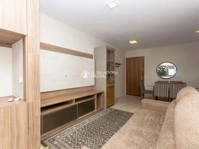 Imagem 11: Imóvel para Aluguel Possui 76 Metros Quadrados com 2 Quartos em Petrópolis - Porto
