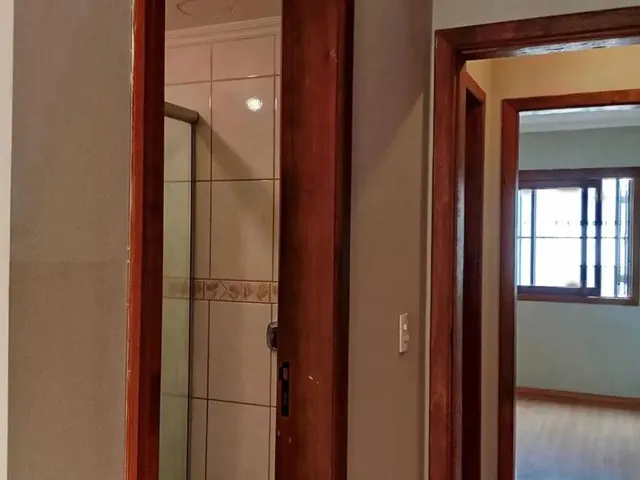 Imagem 3: Porto Alegre - Apartamento 2 Dorm - Petropolis