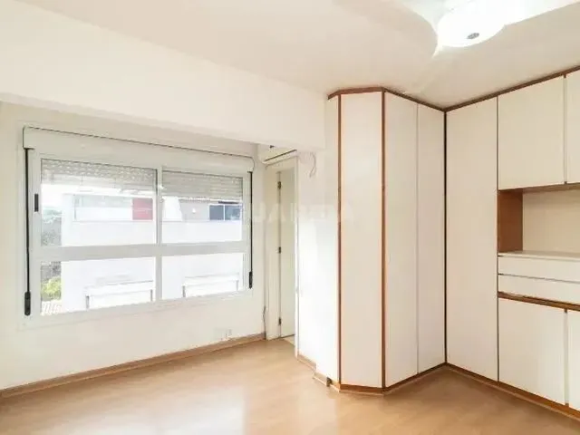 Imagem 10: Cobertura para Aluguel, 3 Quartos, 1 Suíte, 2 Vagas, Petrópolis - Porto Alegre/Rs