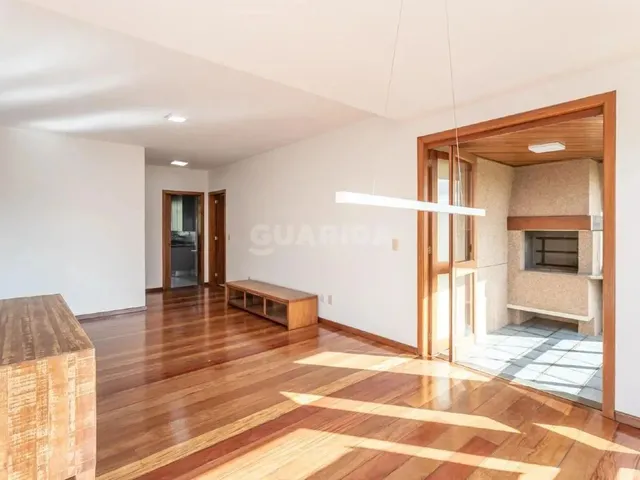 Imagem 5: Apartamento com 3 Dormitórios e 1 Vaga de Garagem, no Bairro Petrópolis