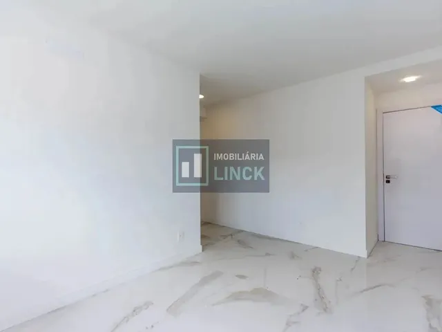 Imagem 11: Apartamento de 2 Suítes e 2 Vagas de Garagem no Bairro Petrópolis