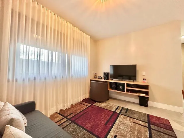 Imagem 5: Apartamento Mobiliado de 1 Dormitório para Alugar no Io Petrópolis