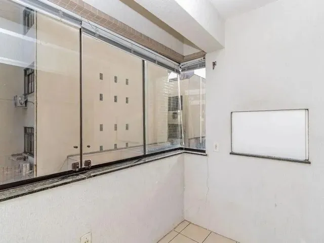 Imagem 6: Apartamento Semi Mobiliado para Locação na Rua João Abbott Bairro Petrópolis