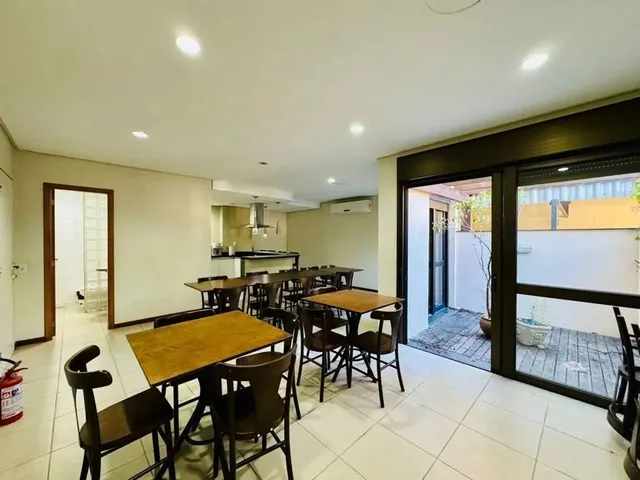 Imagem 4: Apartamento Semi Mobiliado para Locação na Rua João Abbott Bairro Petrópolis