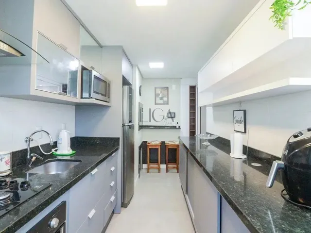 Imagem 12: Design, Conforto e Praticidade em Apartamento Mobiliado em Petrópolis