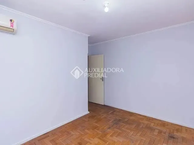 Imagem 12: Imóvel para Aluguel Tem 76 Metros Quadrados com 2 Quartos em Rio Branco - Porto Alegre