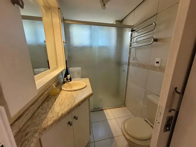 Imagem 8: Apartamento no Bairro Petrópolis com 3 Dormitórios Sendo 1 Suíte e 2 Vagas Separadas