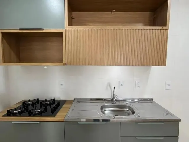 Imagem 10: Praia dos Ingleses - Apartamento com 02 Dormitórios Disponível para Locação Anual