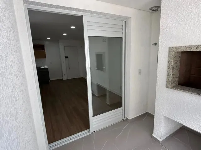 Imagem 4: Praia dos Ingleses - Apartamento com 02 Dormitórios Disponível para Locação Anual