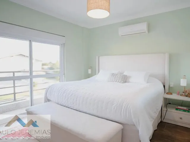 Imagem 4: Casa para Locação na Daniela, Florianópolis: 236M², 5 Dormitórios, 3 Suítes, 6