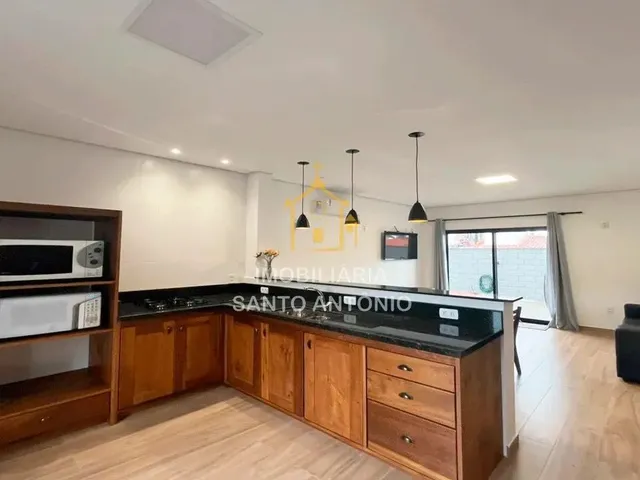 Imagem 9: Casa para Aluguel, 3 Quartos, 3 Suítes, 2 Vagas, Sambaqui - Florianópolis/Sc