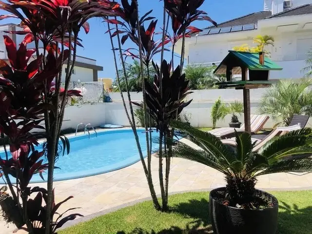 Imagem 10: Casa para Locação em Florianópolis, Jurere Internacional, 5 Dormitórios, 1 Suíte, 3
