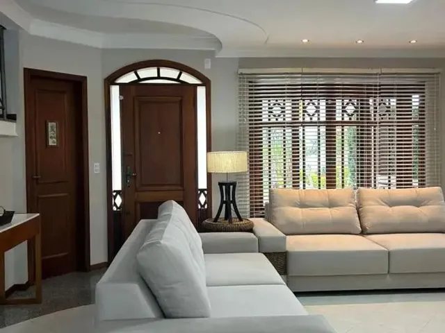 Imagem 4: Casa para Locação em Florianópolis, Jurere Internacional, 5 Dormitórios, 1 Suíte, 3