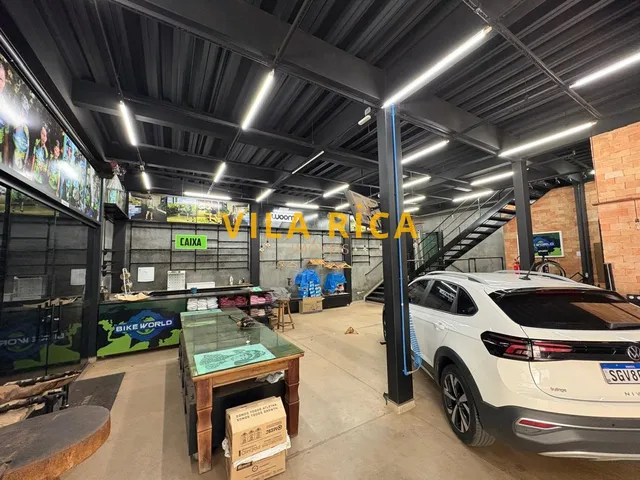 Imagem: 4 Banheiro, 6 Vagas na Garagem, 600M² de