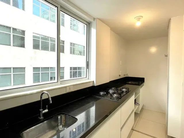 Imagem 3: Imóvel para Aluguel com 48 Metros Quadrados com 1 Quarto em Savassi - Belo Horizonte - Mg