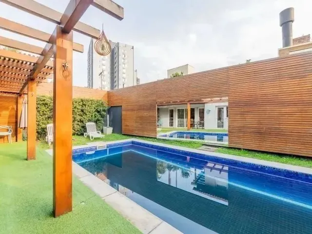 Imagem: Casa Alto Padrão com 3 Suítes e Piscina