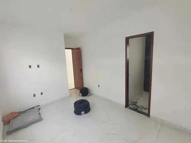 Imagem 2: Casa para Venda em Rio das Ostras, Enseada das Gaivotas, 2 Dormitórios, 1 Suíte, 2
