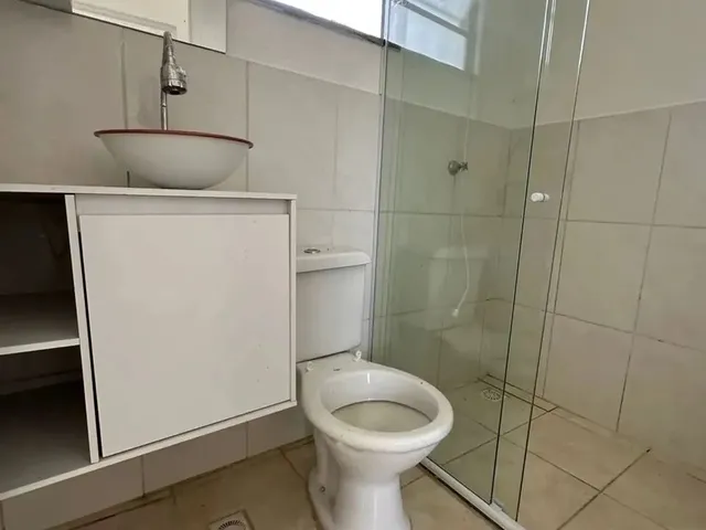 Imagem: A casa em condomínio possui 2 Dormitórios, 1 Banheiro, 3