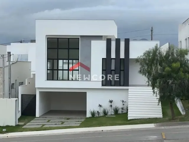Imagem: Casa de Condomínio em Rua Contorno Um e