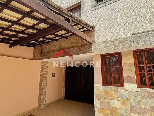 Imagem: Casa em Rua do Sacramento - Imbetiba - Macaé/Rj