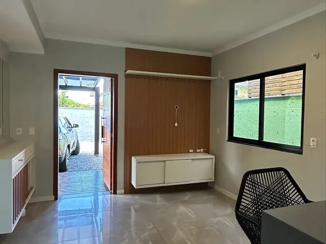 Imagem: Aluguel Anual Casa Semi Mobiliada com 2