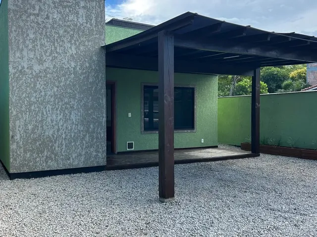 Imagem 5: Aluguel Anual Casa Semi Mobiliada com 2 Dormitórios a 350M da Praia do Campeche