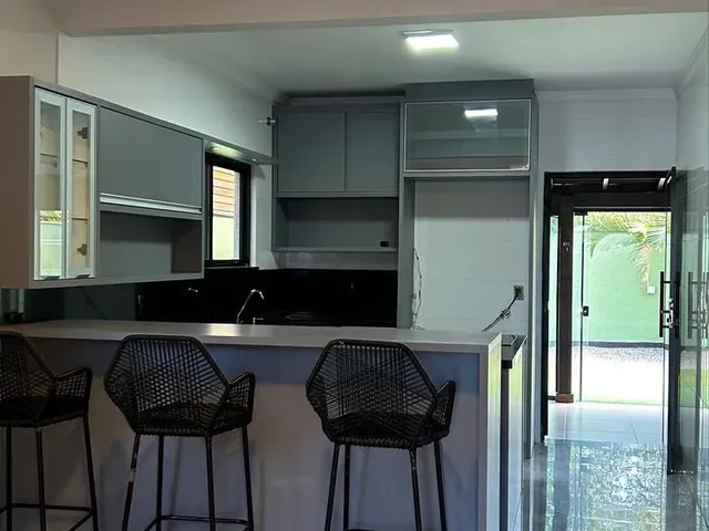 Imagem 6: Aluguel Anual Casa Semi Mobiliada com 2 Dormitórios a 350M da Praia do Campeche