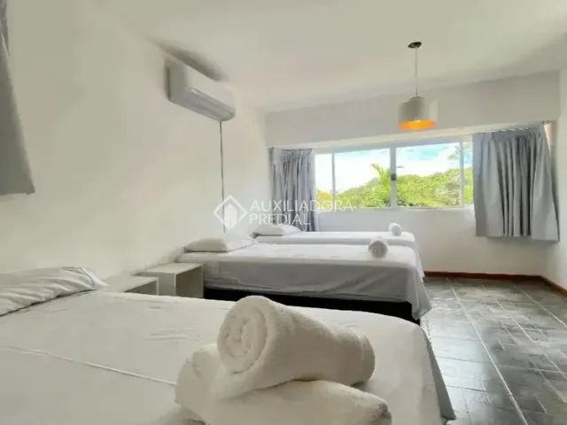 Imagem 6: Auxiliadora Predial Aluga Casa com 3 Dormitórios no Campeche