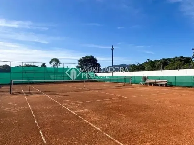 Imagem 15: Imóvel para Aluguel Tem 300 Metros Quadrados com 4 Quartos em Campeche - Florianópolis