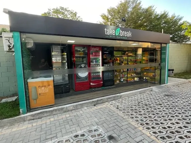Imagem 9: Apartamento no Centro do Eusebio. 2 Quartos, 2 Banheiros, Varanda