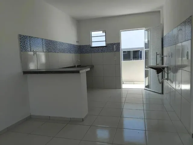 Imagem 10: Imóvel para Aluguel Possui 58 Metros Quadrados com 2 Quartos em Pavuna - Pacatuba - Ce