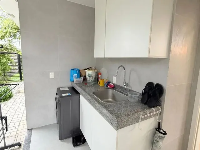Imagem 10: Casa pra Locação | 4 Suítes + Esc + Dce