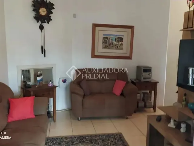 Imagem: Casa de Três Dormitórios, Duas Suítes