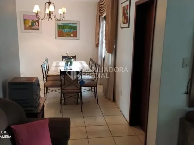 Imagem 2: Casa de Três Dormitórios , Duas Suítes e Três Vagas de Garagem no Centro de Canoas