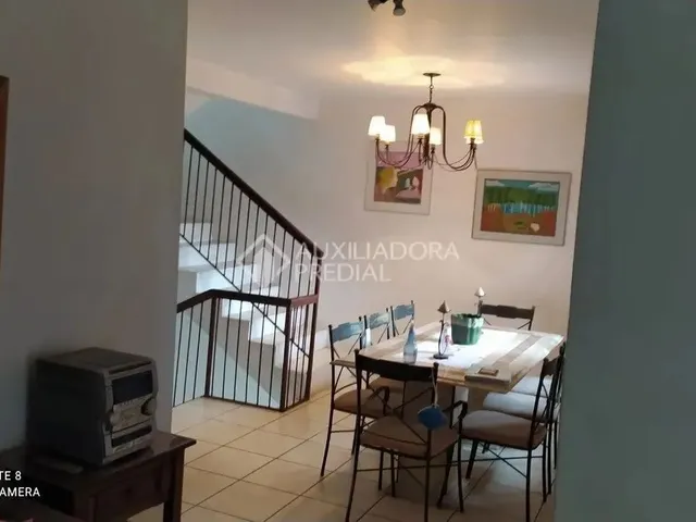 Imagem 14: Casa de Três Dormitórios , Duas Suítes e Três Vagas de Garagem no Centro de Canoas
