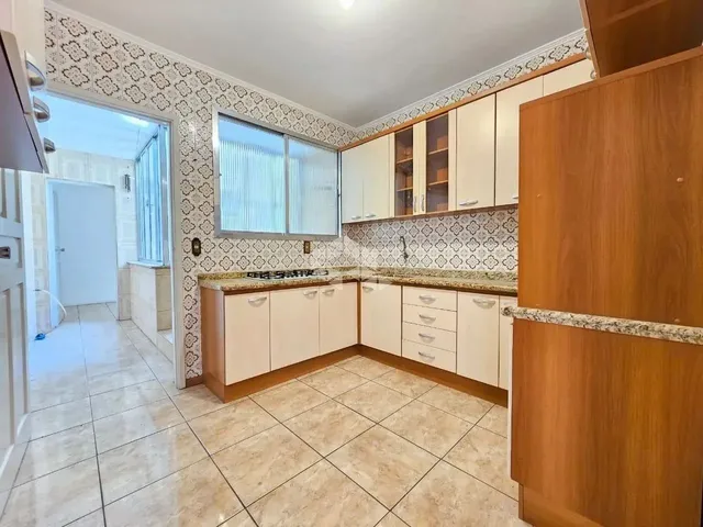 Imagem 5: Apartamento de 3 Dormitórios com 1 Suíte e 1 Vaga de Garagem Coberta Escriturada