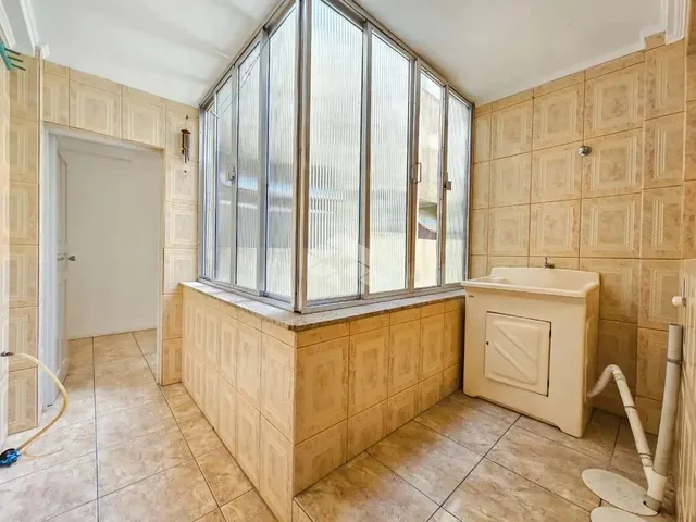 Imagem 13: Apartamento de 3 Dormitórios com 1 Suíte e 1 Vaga de Garagem Coberta Escriturada