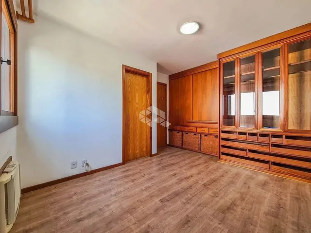 Imagem 4: Apartamento 3 Dormitórios, 2 Vagas, Sacada com Churrasqueira. Bairro Vila Rosa - Novo
