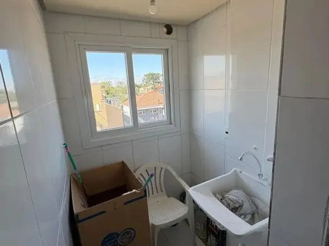 Imagem 2: Apartamento para Venda em Canoas, Marechal Rondon, 3 Dormitórios, 1 Suíte, 2 Banheiros