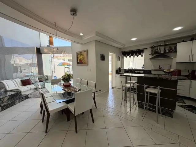 Imagem 13: Casa para Venda em Canoas, Moinhos de Vento, 4 Dormitórios, 4 Suítes, 5 Banheiros, 4