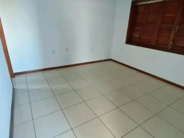 Imagem 3: Oportunidade Imperdível, Casa À Venda com 3 Dormitórios, Sendo 2...