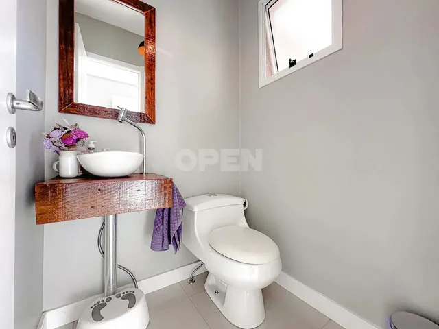 Imagem 3: Casa em Condomínio com 3 Dormitórios e Pátio com Jacuzzi Vivendas do Lago