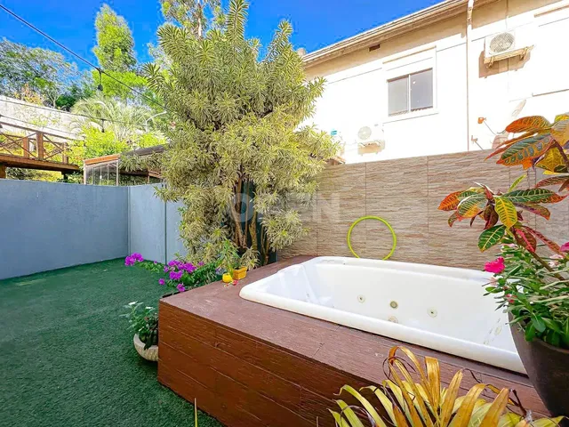 Imagem 8: Casa em Condomínio com 3 Dormitórios e Pátio com Jacuzzi Vivendas do Lago